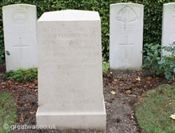 A Special Memorial commemorating five soldiers reburied among the casualties in this cemetery in 1919.