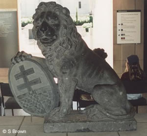 One of the two stone lions now in the Australian War Memorial museum, Canberra, Australia.