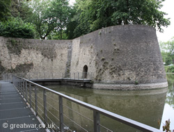 Curtain wall, Ypres/Ieper ramparts.